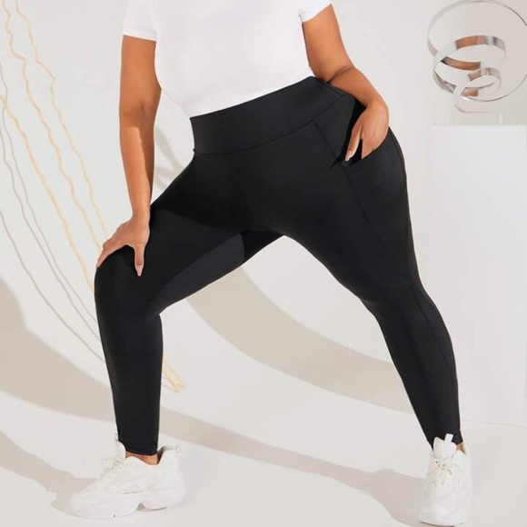 New Fleece Lined High Waist Rise Solid Black Leggings With Pockets NWT Stretchy - Picture 4 of 16